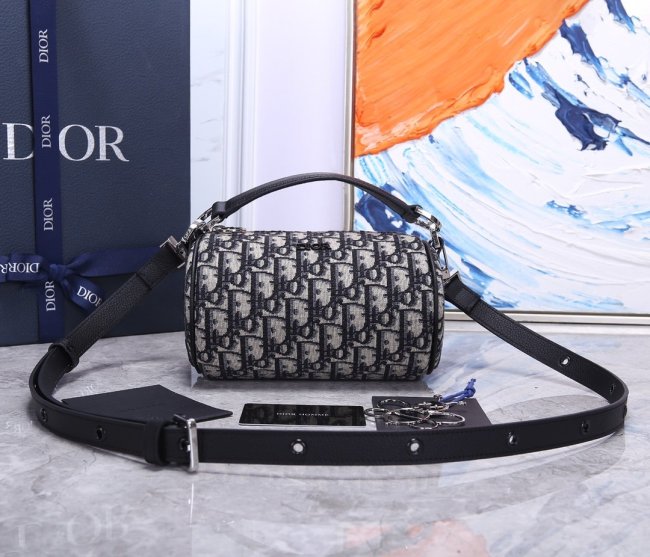 202103SS新作 Dior ディオール メンズ ショルダーバックスーパーコピー