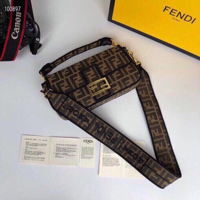 2020SS新作 FENDI フェンディ レディース ショルダーバック スーパーコピー