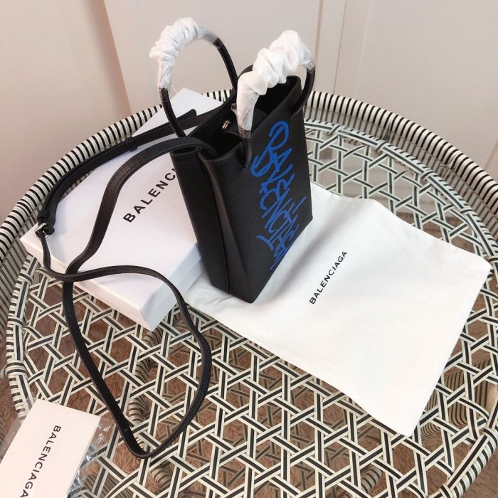 202103SS新作 Balenciaga バレンシアガ レディース ショルダーバックスーパーコピー