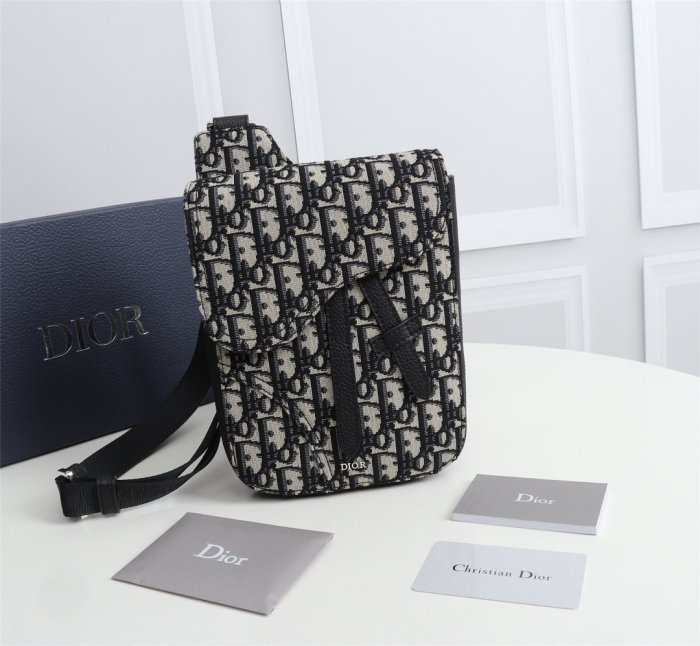 202103SS新作 Dior ディオール メンズ ショルダーバックスーパーコピー