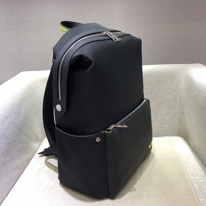 2020SS新作 FENDI フェンディ リュックバック スーパーコピー