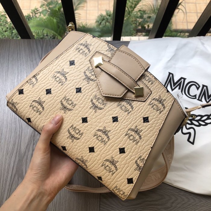 2020SS新作 MCM エムシーエム レディース ショルダーバック スーパーコピー