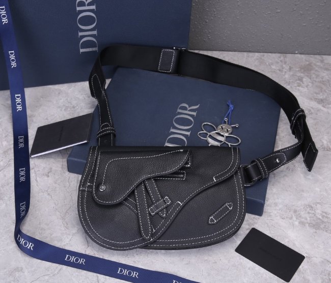 2020SS新作 Dior ディオール メンズ ショルダーバック スーパーコピー