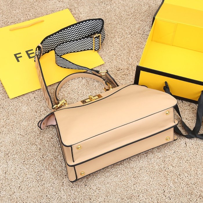 2021SS新作 FENDI フェンディ レディース ハンドバックスーパーコピー