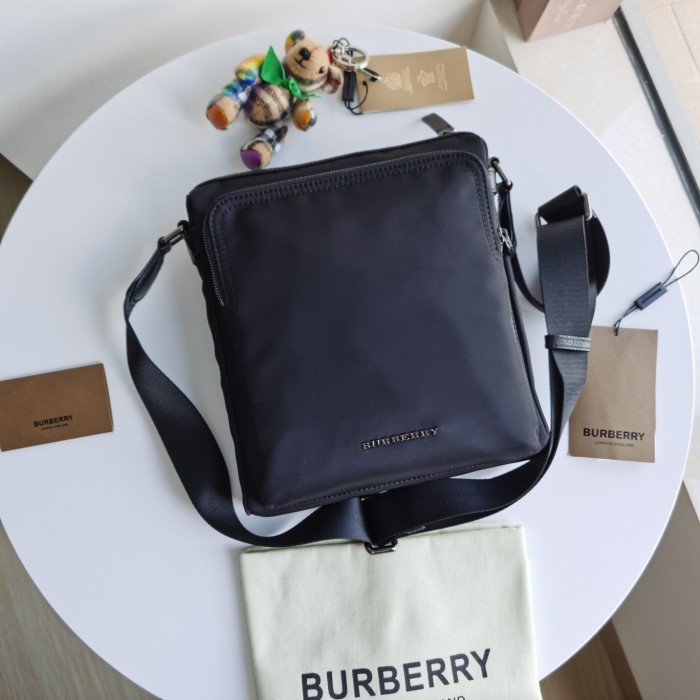 202103SS新作 Burberry バーバリー メンズ ショルダーバック スーパーコピー