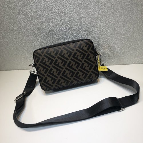 2020SS新作 FENDI フェンディ ショルダーバック スーパーコピー