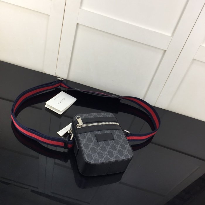 2021SS新作 Gucci グッチ メンズ ショルダーバックスーパーコピー