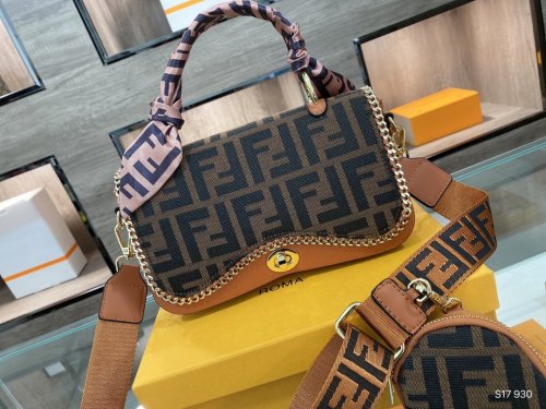 202103SS新作 FENDI フェンディ レディースショルダーバックスーパーコピー