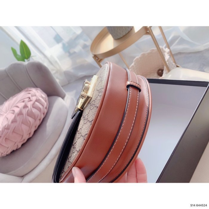 2021SS新作Gucci グッチ レディースショルダーバッグスーパーコピー
