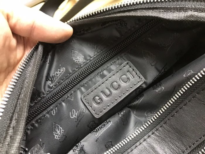 2020SS新作 Gucci グッチ メンズ ショルダーバックスーパーコピー