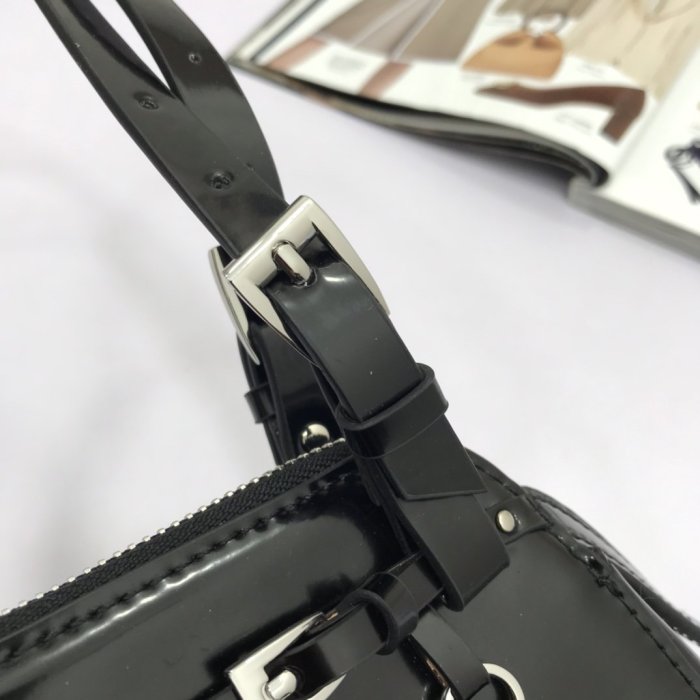 2021SS新作 Dior ディオールレディースショルダーバック スーパーコピー