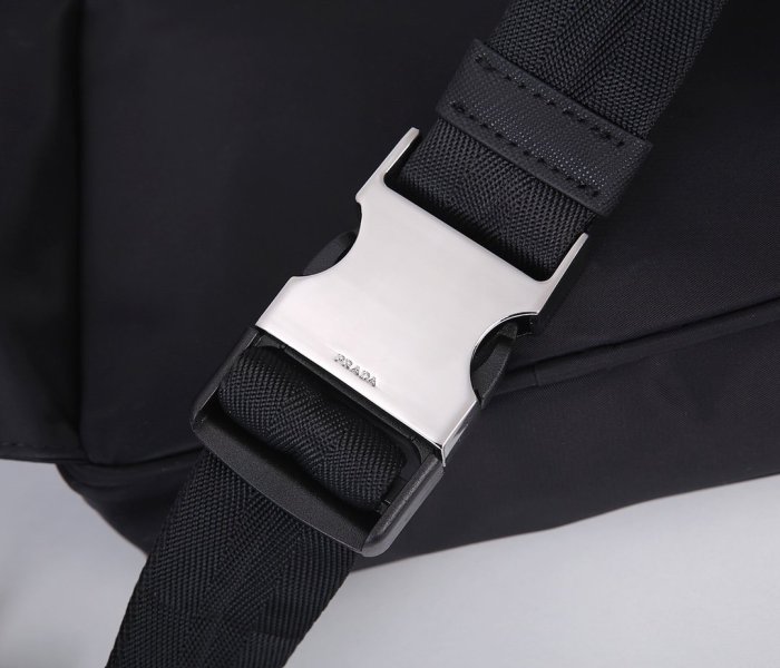 2021SS新作 メンズ Prada プラダショルダーバッグスーパーコピー