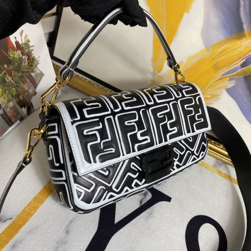 2020SS新作 FENDI フェンディ レディース ショルダーバック スーパーコピー