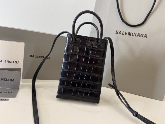 2021SS新作 Balenciaga バレンシアガ レディース ショルダーバックスーパーコピー