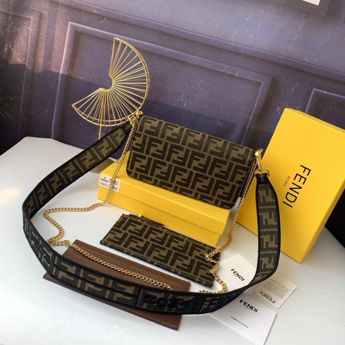 202106SS新作 FENDI フェンディ レディース ハンドバックスーパーコピー