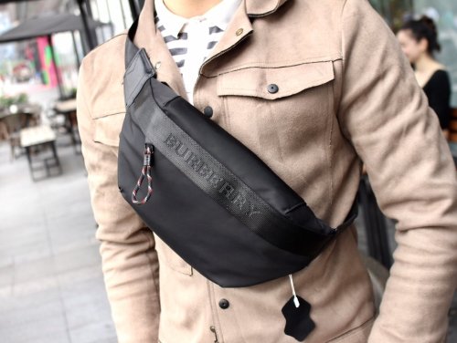 202103SS新作 Burberry バーバリー メンズ ショルダーバック スーパーコピー