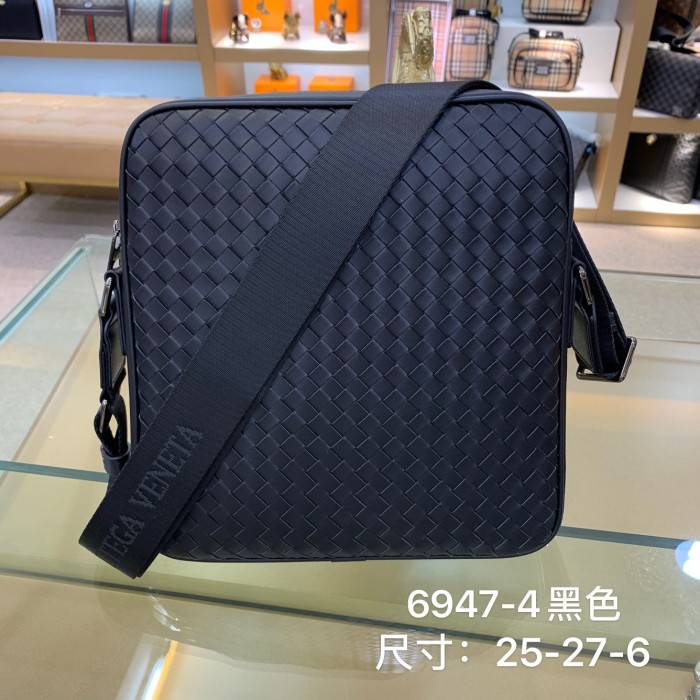 2020SS新作 Bottega Veneta ボッテガヴェネタ ショルダーバッグスーパーコピー