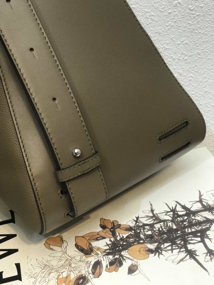 202106SS新作 LOEWE ロエベ メンズ ショルダーバッグスーパーコピー