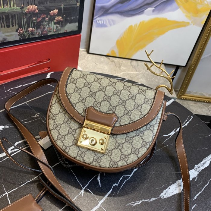 202103SS新作Gucci グッチ レディースショルダーバッグスーパーコピー
