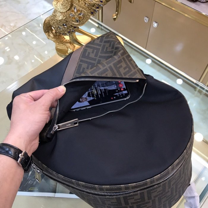 2020SS新作 FENDI フェンディ リュックバック スーパーコピー