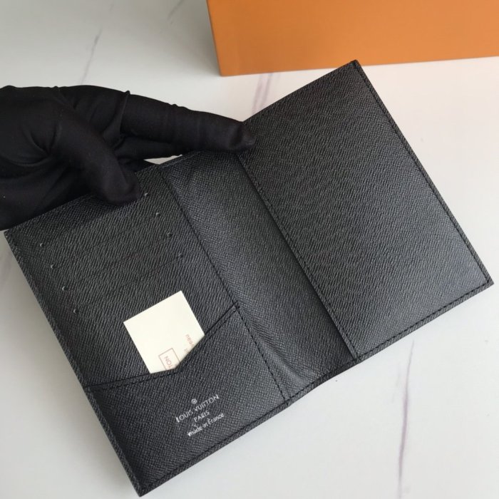 202103SSルイヴィトン LOUIS VUITTON 新作通販 短財布 スーパーコピー