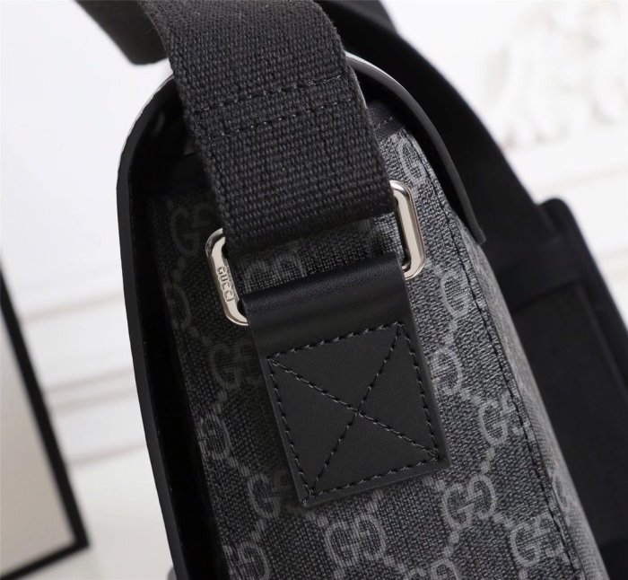 202103SS新作 Gucci グッチ メンズ ショルダーバックスーパーコピー