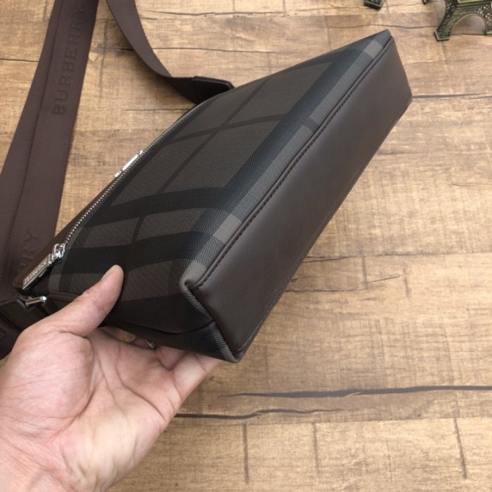 2020SS新作 Burberry バーバリー メンズ ショルダーバック スーパーコピー