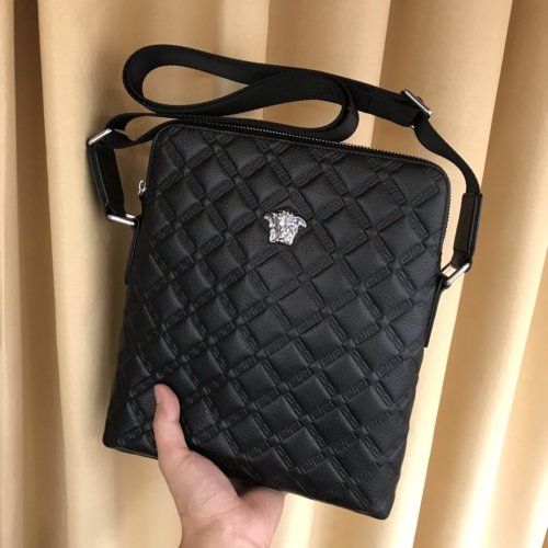 202106SS新作 Versace ヴェルサーチェ メンズ ショルダーバッグ スーパーコピー