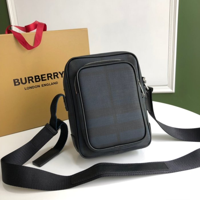 202103SS新作 Burberry バーバリー メンズ ショルダーバック スーパーコピー