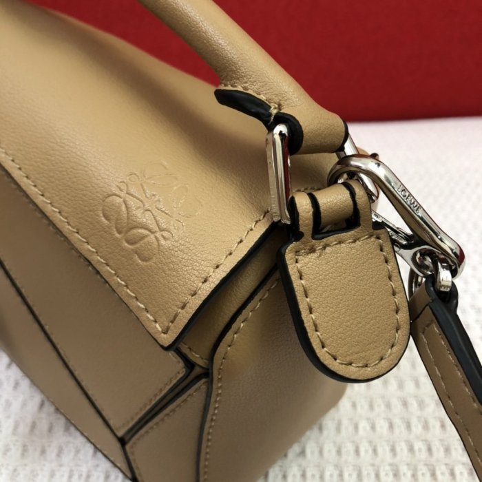 202106SS新作 LOEWE ロエベ レディース ショルダーバッグスーパーコピー