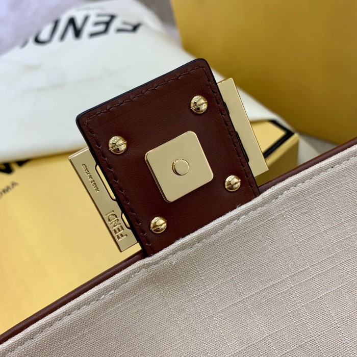 202103SS新作 FENDI フェンディ レディースショルダーバックスーパーコピー