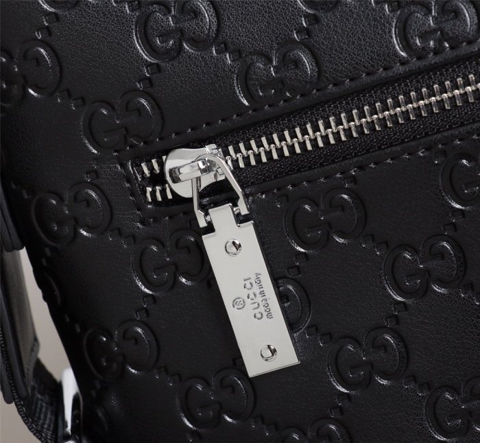 2020SS新作 Gucci グッチ メンズ ショルダーバックスーパーコピー