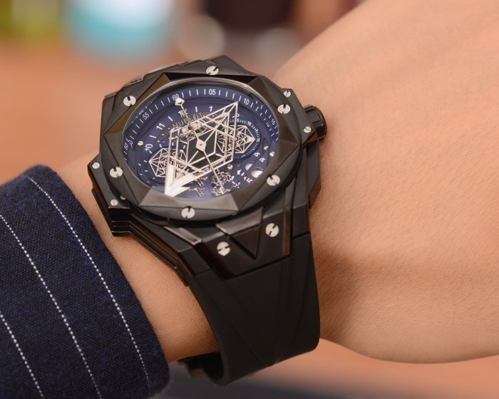 2020SS新作HUBLOT ウブロ メンズ 時計 スーパーコピー2色