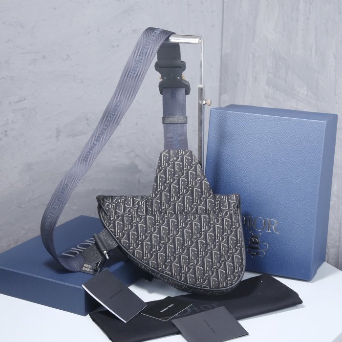2021SS新作 Dior ディオール メンズ ショルダーバック スーパーコピー