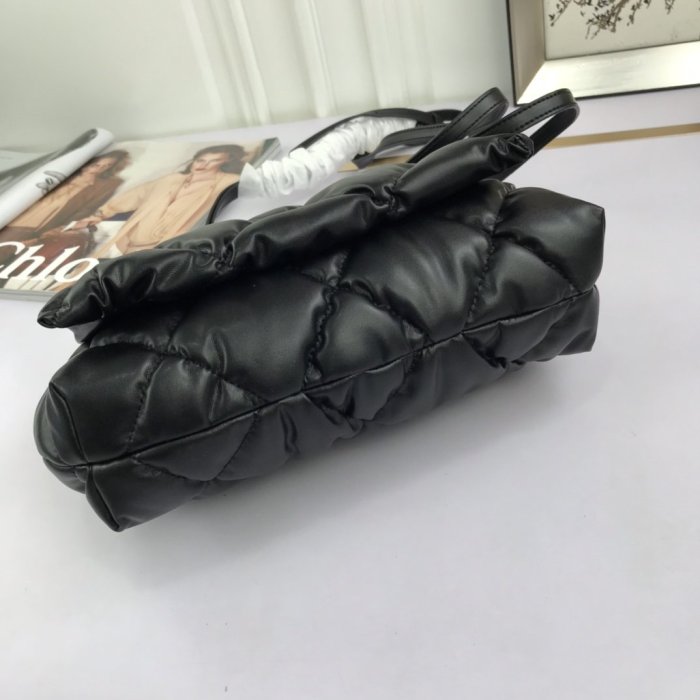 2021SS新作 Balenciaga バレンシアガ レディース ショルダーバックスーパーコピー