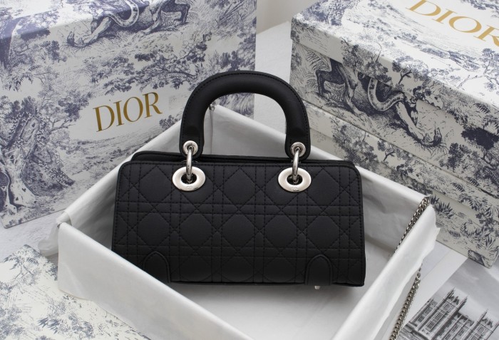 2021SS新作 Dior ディオール レディースハンドバックスーパーコピー