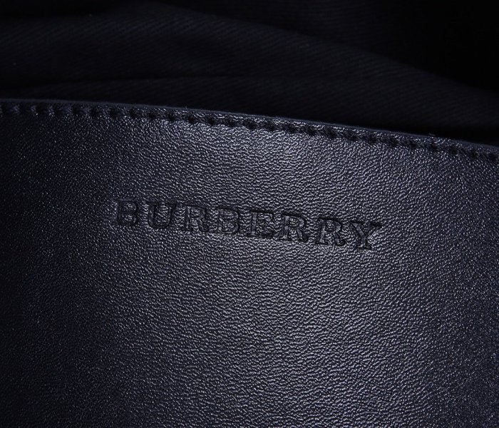 202103SS新作 Burberry バーバリー メンズ ショルダーバック スーパーコピー