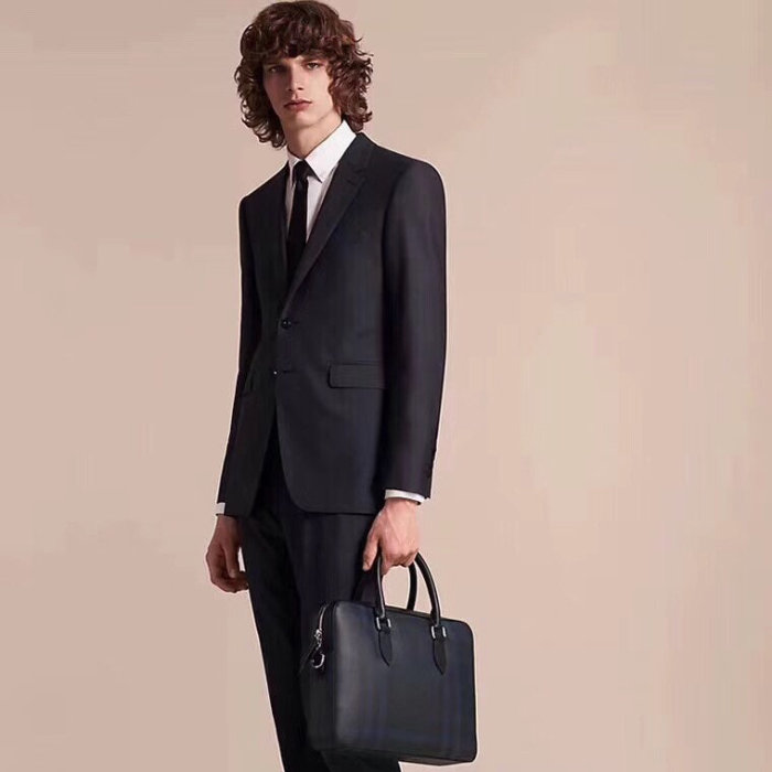 2021SS新作 Burberry バーバリー メンズ ハンドバックスーパーコピー
