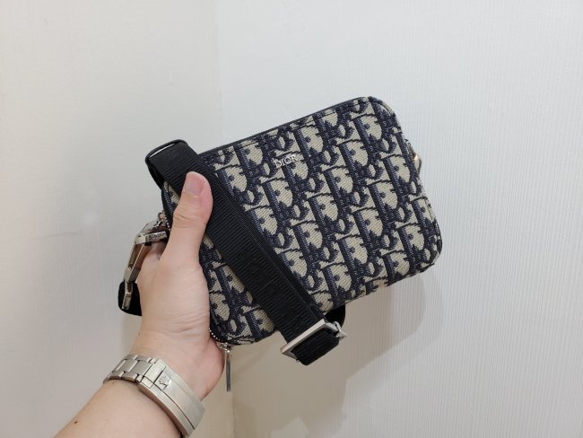 2020SS新作 Dior ディオール メンズ ショルダーバック スーパーコピー