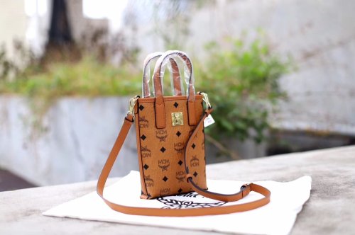 2020SS新作 MCM エムシーエム レディース ショルダーバック スーパーコピー