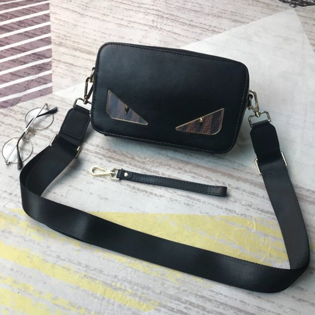 2020SS新作 FENDI フェンディ ショルダーバック スーパーコピー