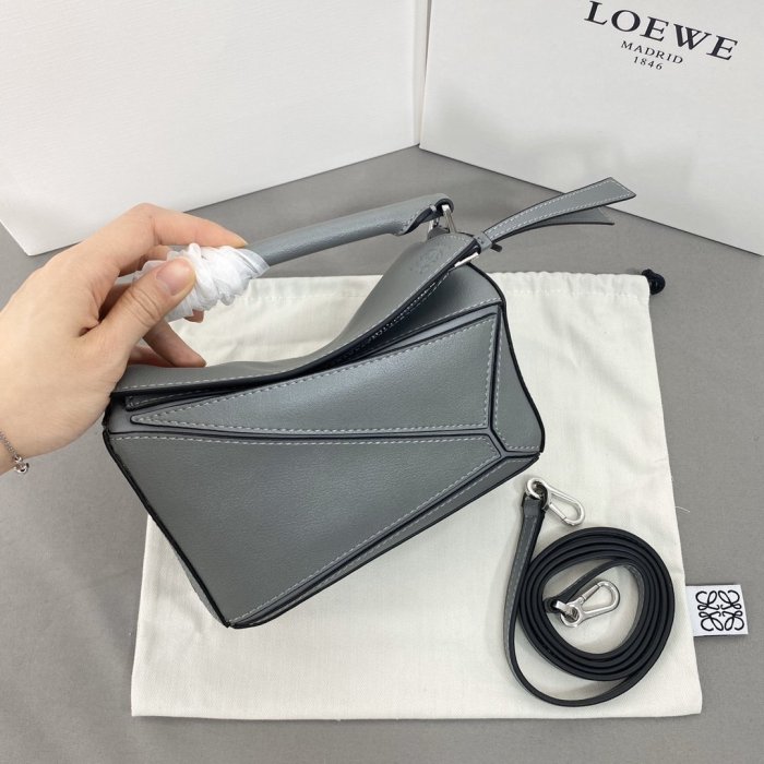202106SS新作 LOEWE ロエベ レディース ショルダーバッグスーパーコピー