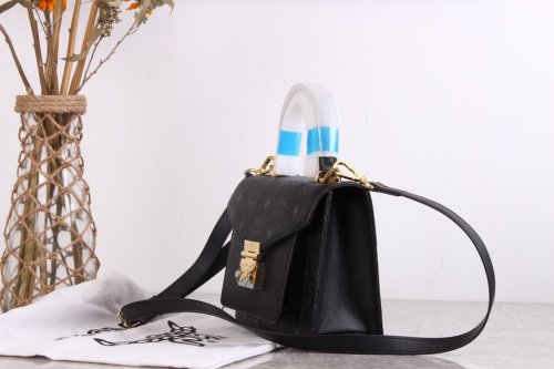 2020SS新作 MCM エムシーエム レディース ショルダーバック スーパーコピー