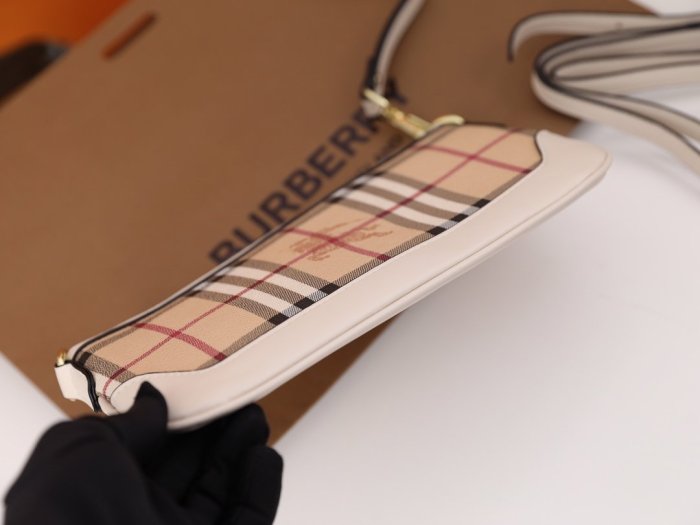 202103SS新作Burberryバーバリー レディース ショルダーバック スーパーコピー