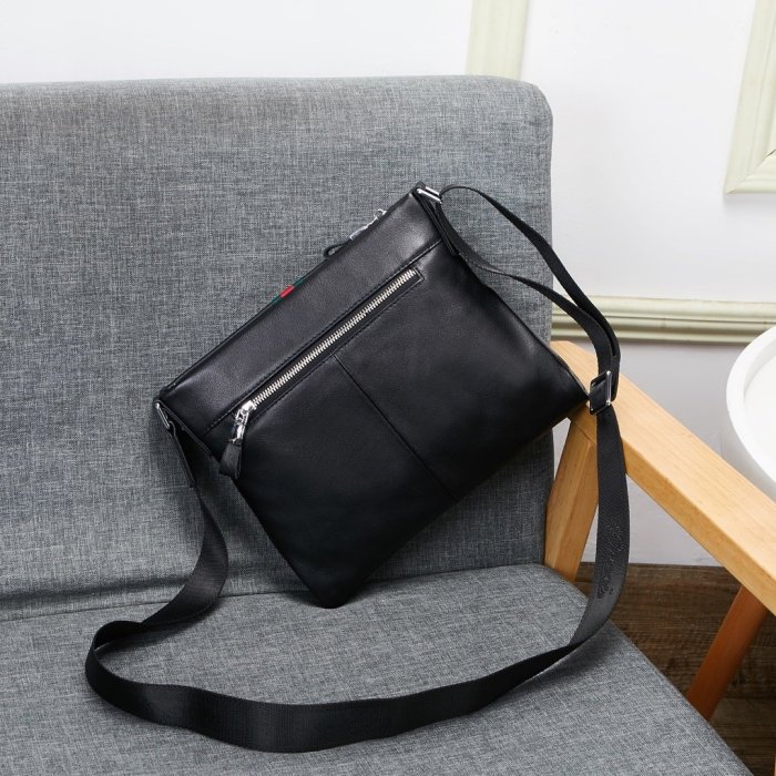 2020SS新作 Gucci グッチ メンズ ショルダーバックスーパーコピー