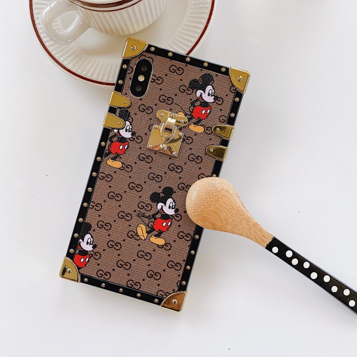 グッチ/Gucci ケース最新全機種11 Pro/11/Xs Max/Xr/XS/iPhone7/7P/8/8P/