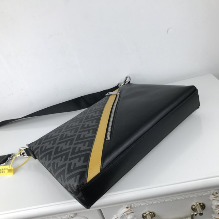 2021SS新作 FENDI フェンディ ショルダーバック スーパーコピー