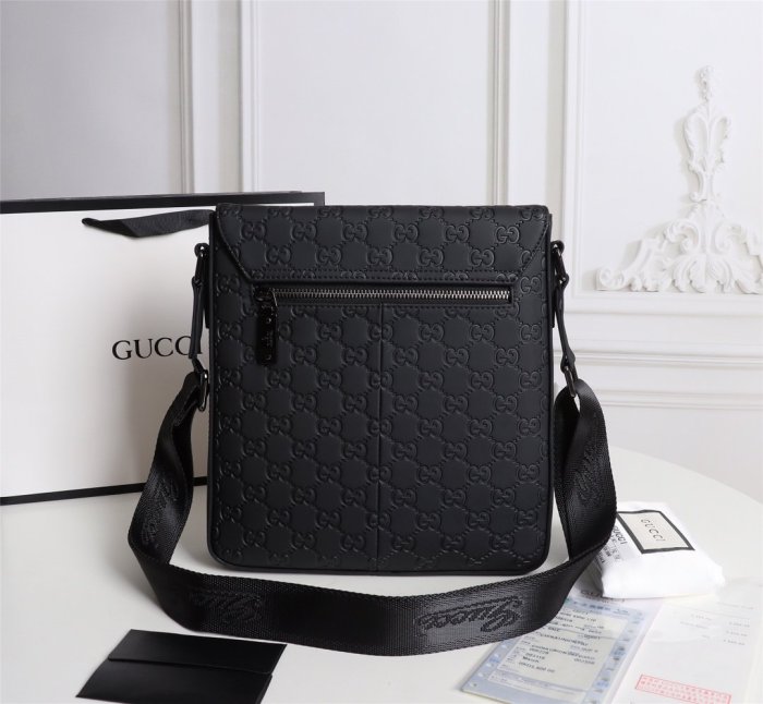 2020SS新作 Gucci グッチ メンズ ショルダーバックスーパーコピー