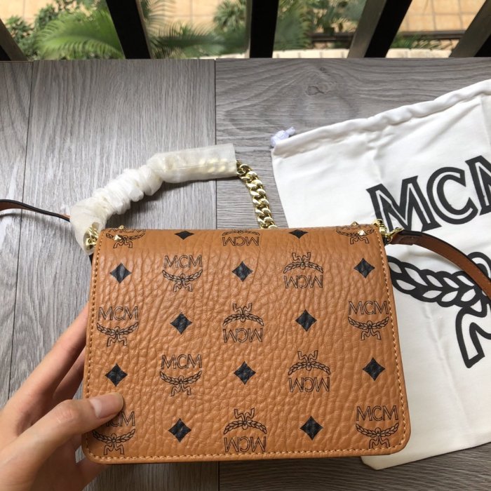 2020SS新作 MCM エムシーエム レディース ショルダーバック スーパーコピー
