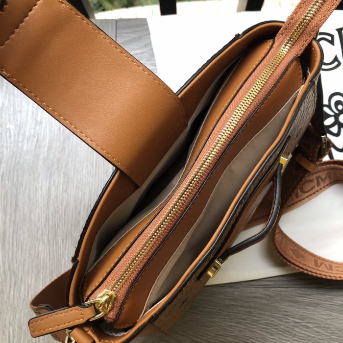 2020SS新作 MCM エムシーエム レディース ショルダーバック スーパーコピー